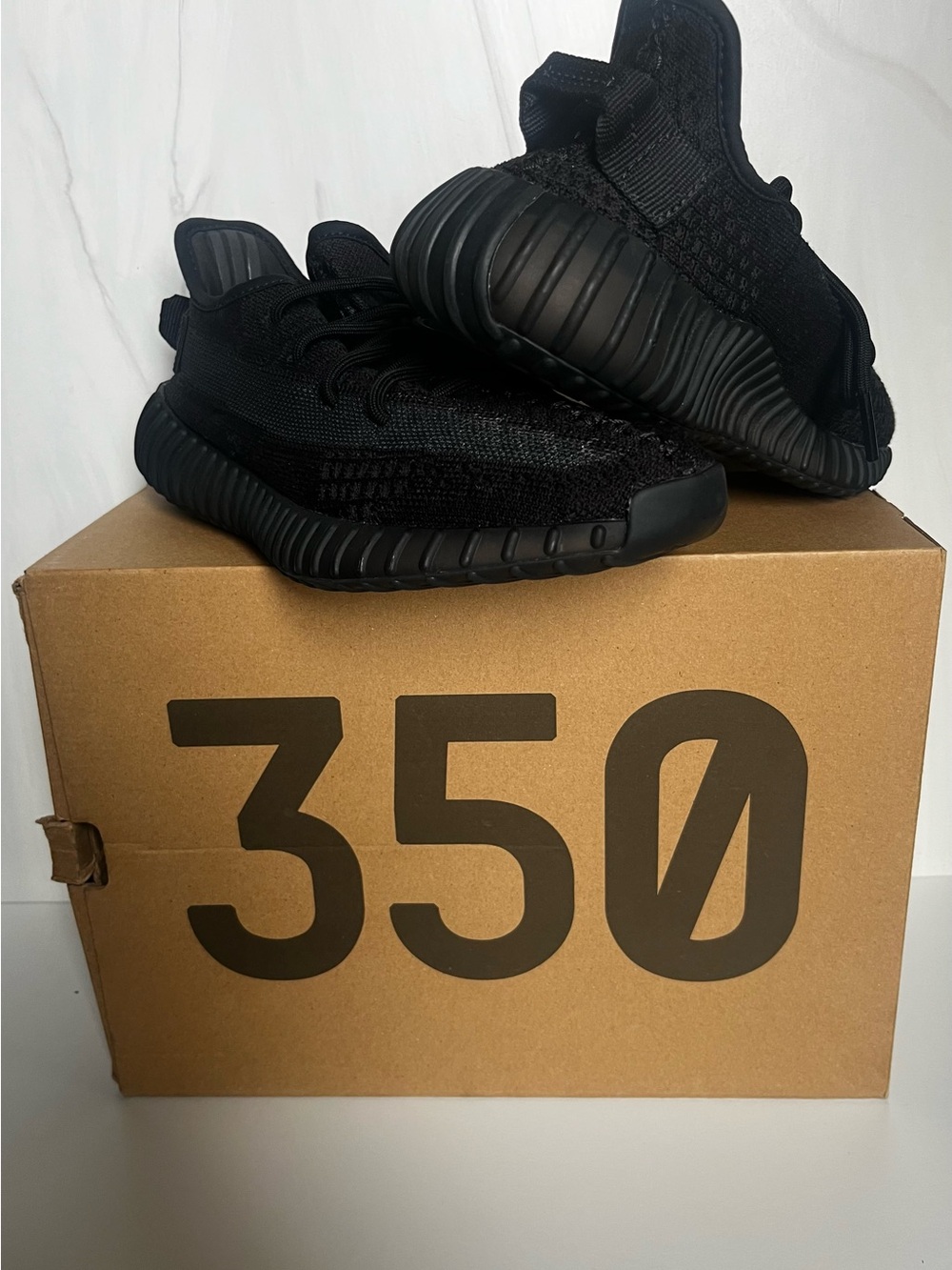 adidas Yeezy Boost 350 V2 Triple Black Sneakers